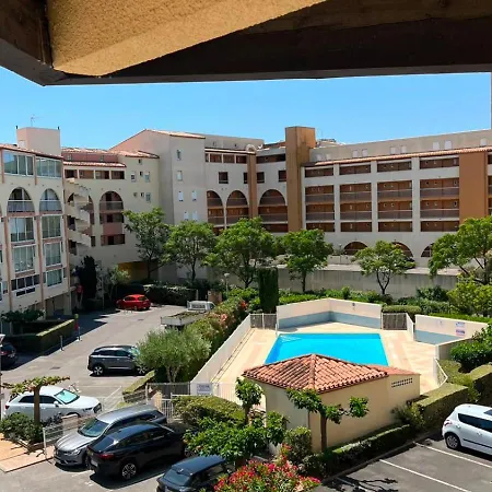 Grand Pour 6 Personnes * Agde
